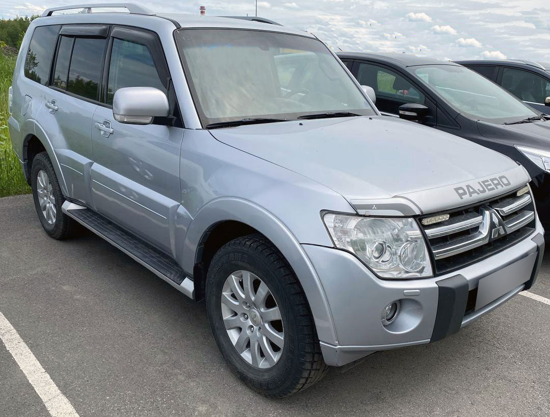 Прокат Mitsubishi Pajero Sport в Иркутске без водителя - 7000 в день