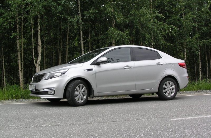 Прокат автомобиля Kia Rio в городе Иркутск Прокат автомобиля Kia Rio в городе Иркутск